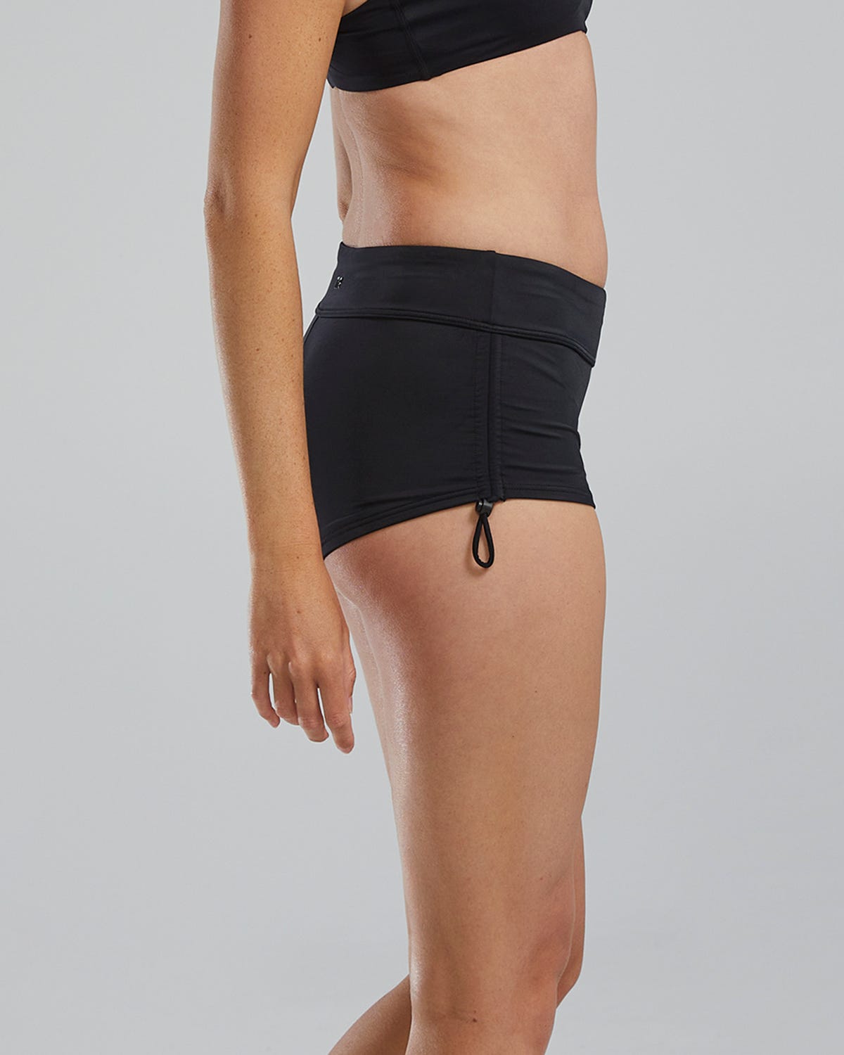  TYR Women's Della Boyshort - Solid