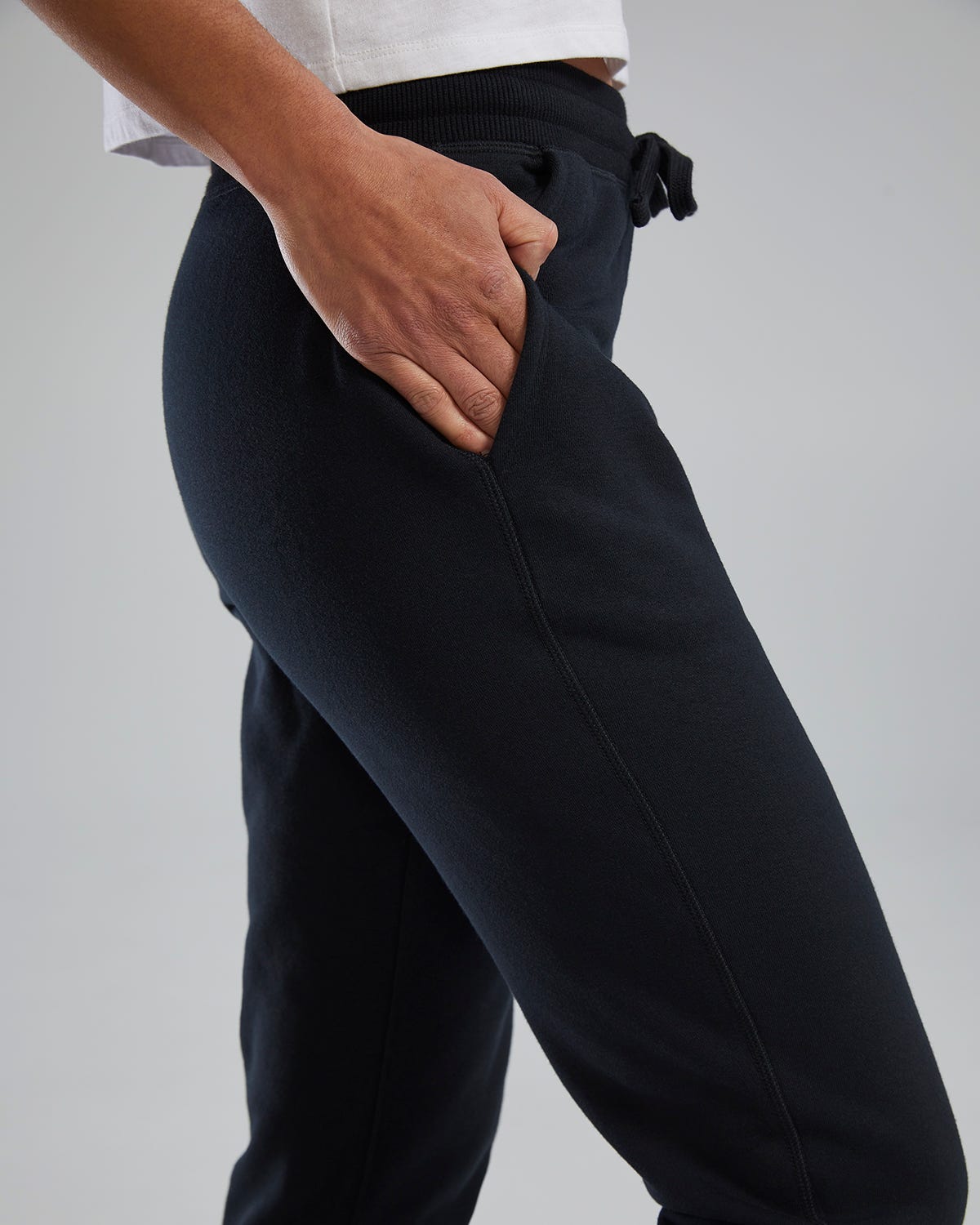  TYR Women's UltraSoft Heavyweight Terry Jogger - Solid