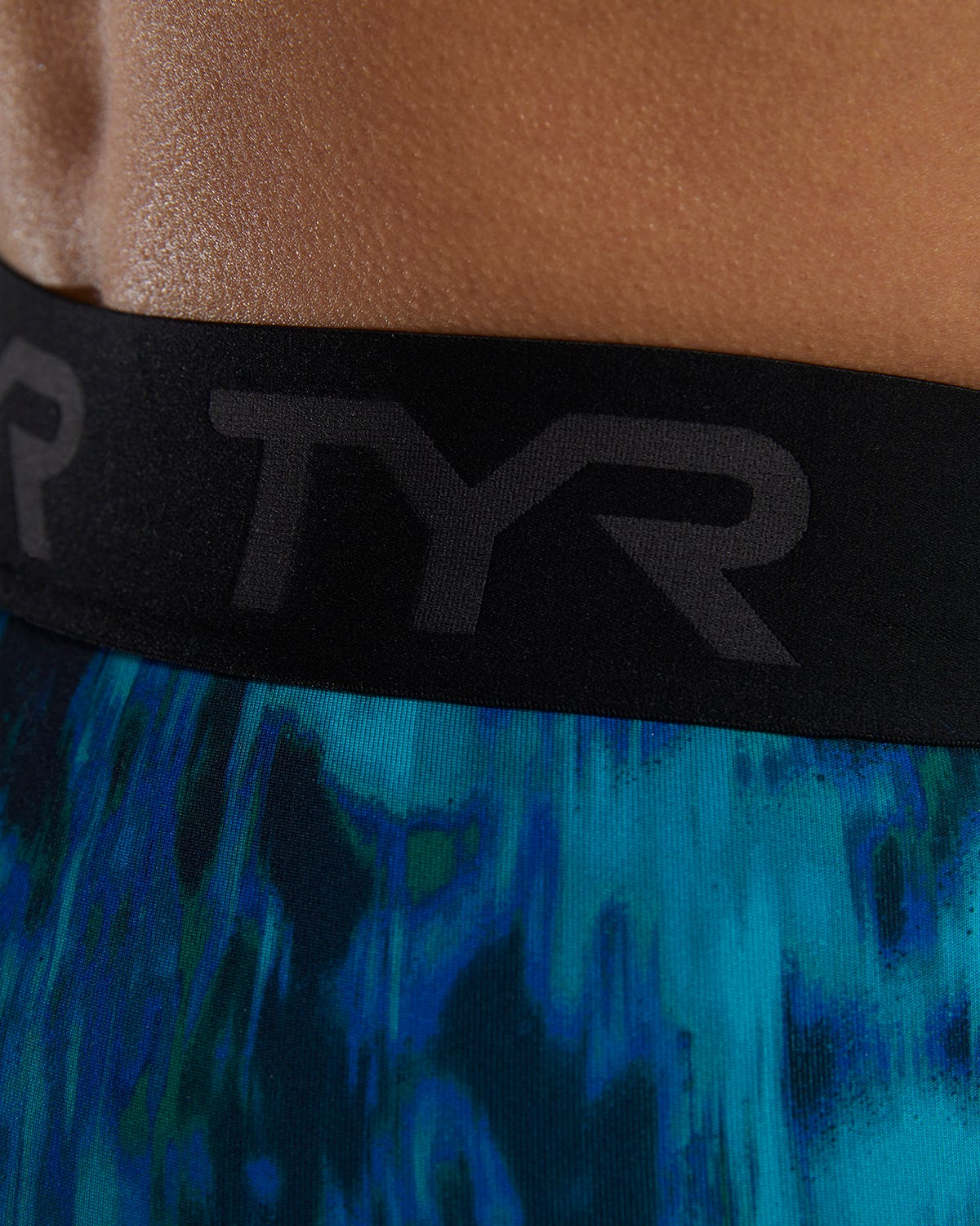  TYR Base Kineticª Women's Mid-Rise 2" Logo Shorts - Ripplex