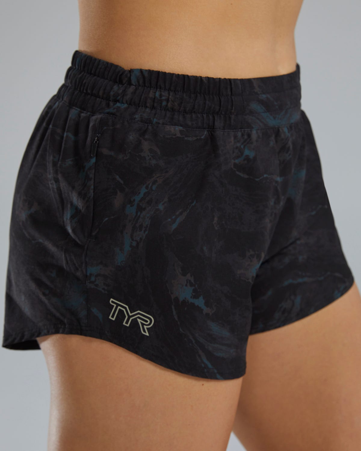  TYR Hydrosphereª Women's Pace Running Shorts - Meteorite
