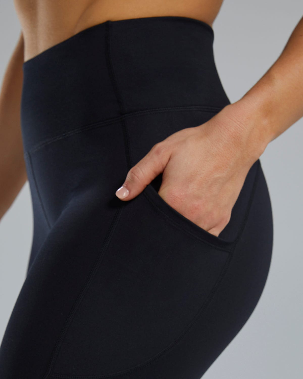  TYR Base Kineticª Women's High-Rise 28" Pocket Leggings - Solid