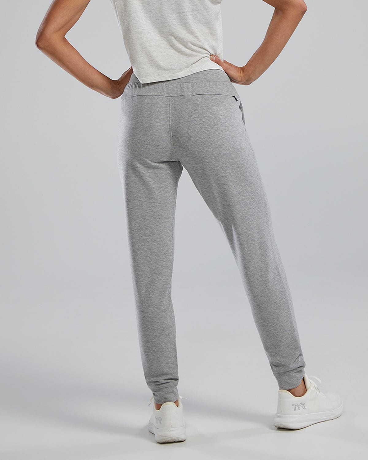  TYR UltraSoftWomen's Midweight Terry A.M. Joggers - Solid / Heather