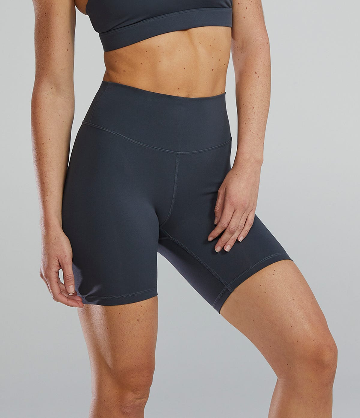  TYR Joule Eliteª Women's High Rise Short 6" - Solid