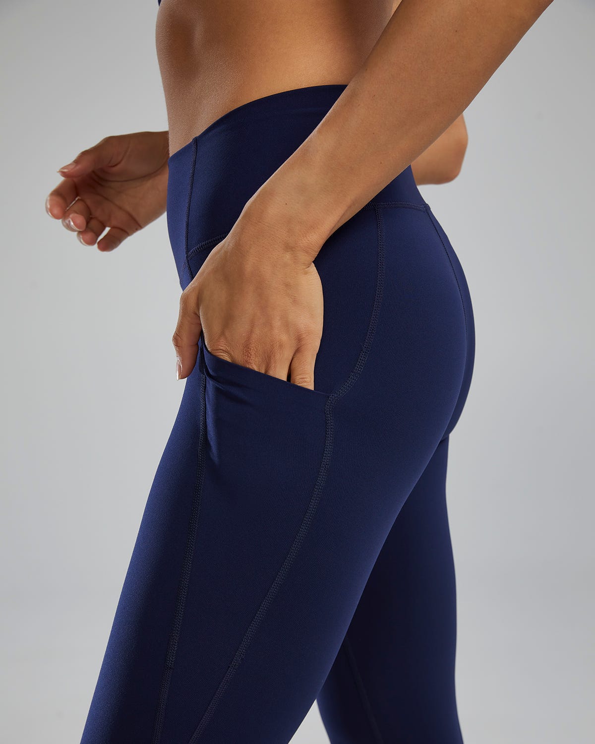  TYR Joule Eliteª Women's High-Rise 25" Pocket Leggings - Solid