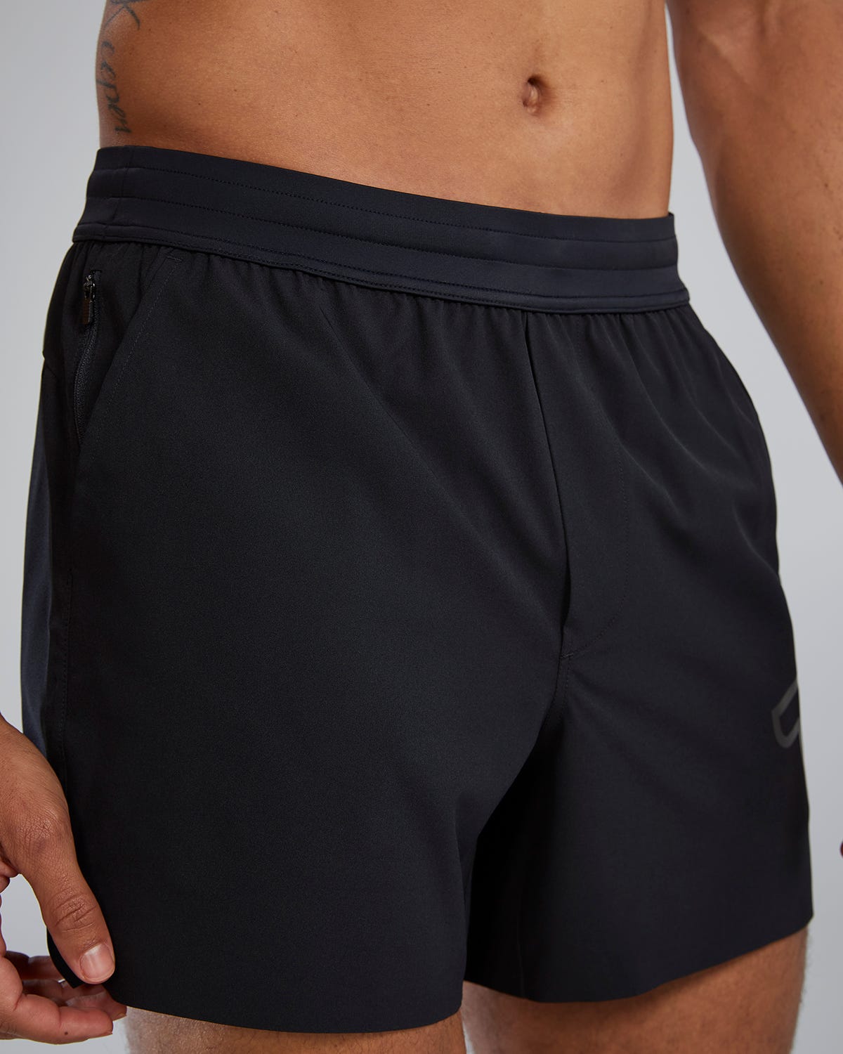  Men's Unbroken Short Unlined 5"