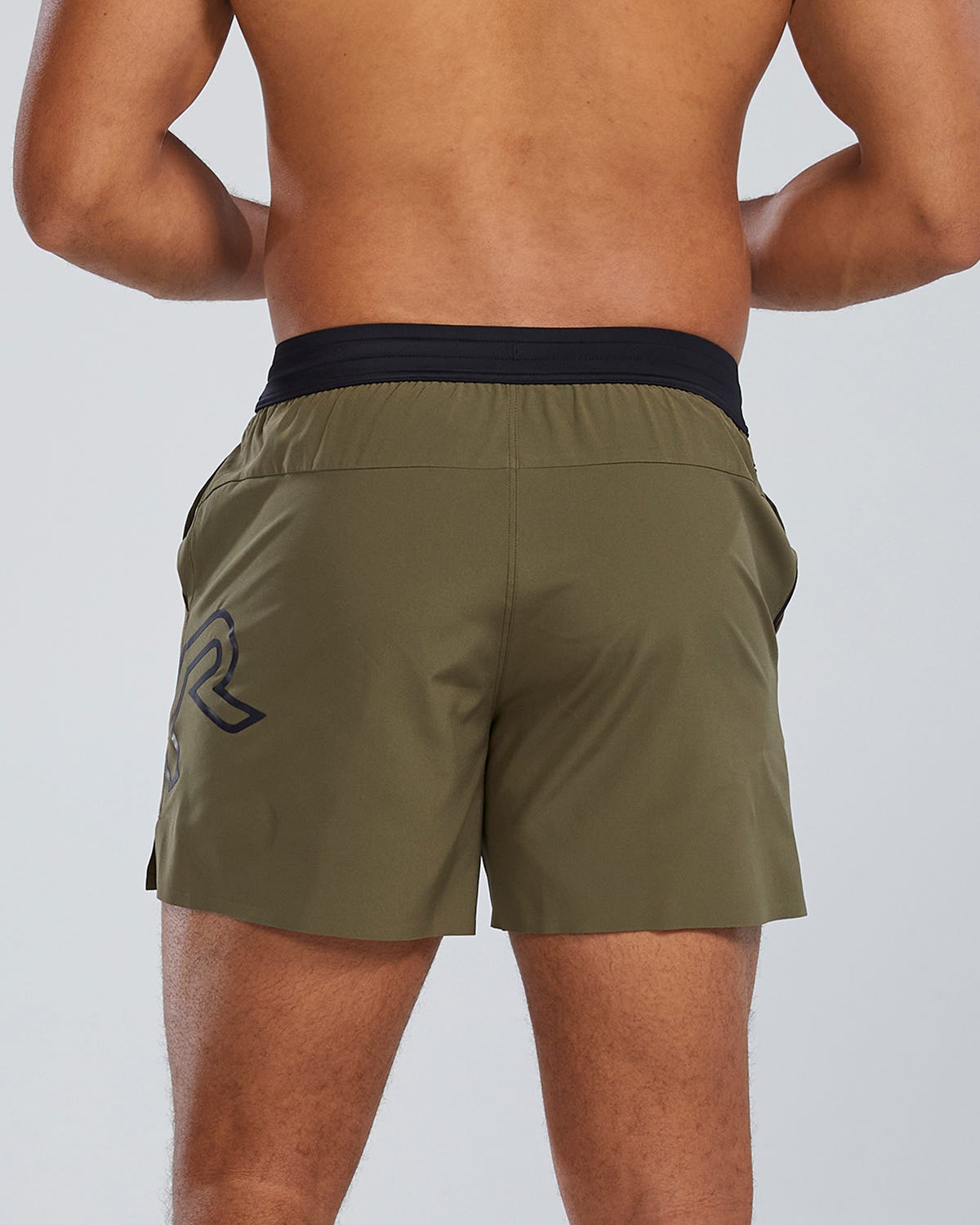  Men's Unbroken Short Unlined 5"