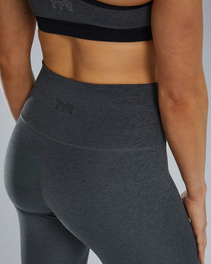  TYR Base Kineticª Women's High-Rise 28" Leggings - Solid