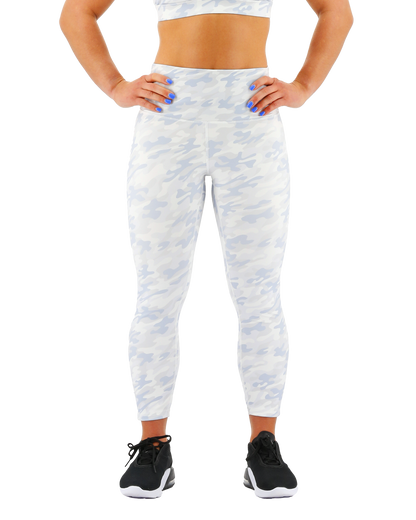  TYR Base Kineticª Women's High-Rise 21" Leggings - Whiteout Camo