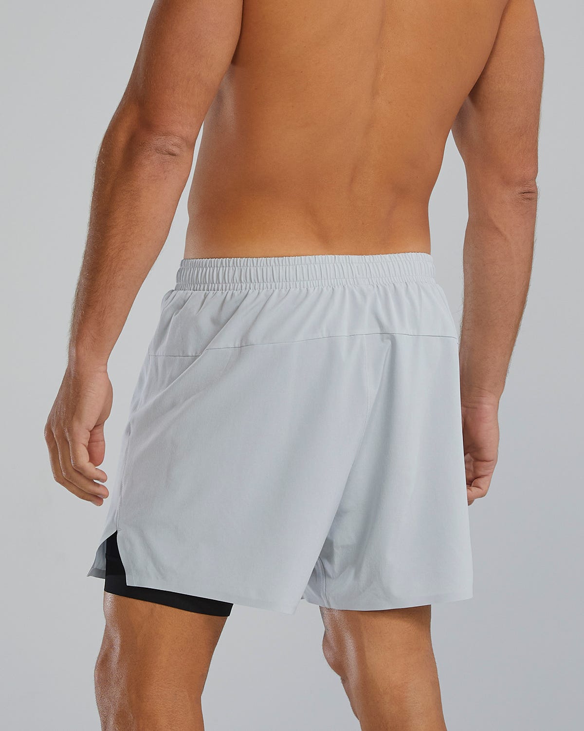  TYR Hydrosphereª Men's Lined 6" Momentum Shorts - Solid