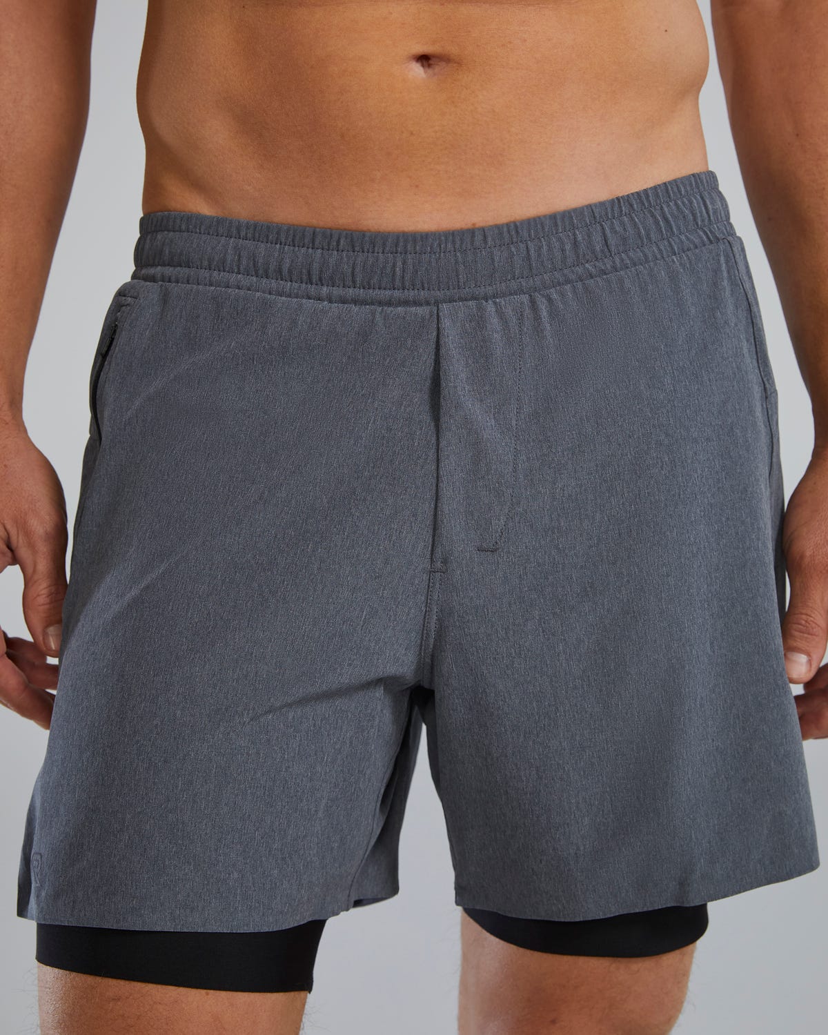  TYR Hydrosphereª Men's Lined 6" Momentum Shorts - Solid