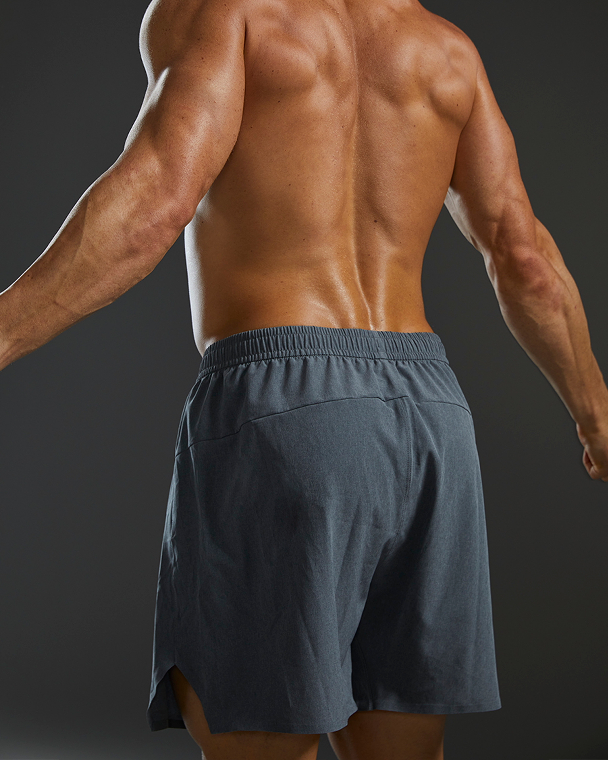  TYR Hydrosphereª Men's Unlined 6" Momentum Shorts - Solid