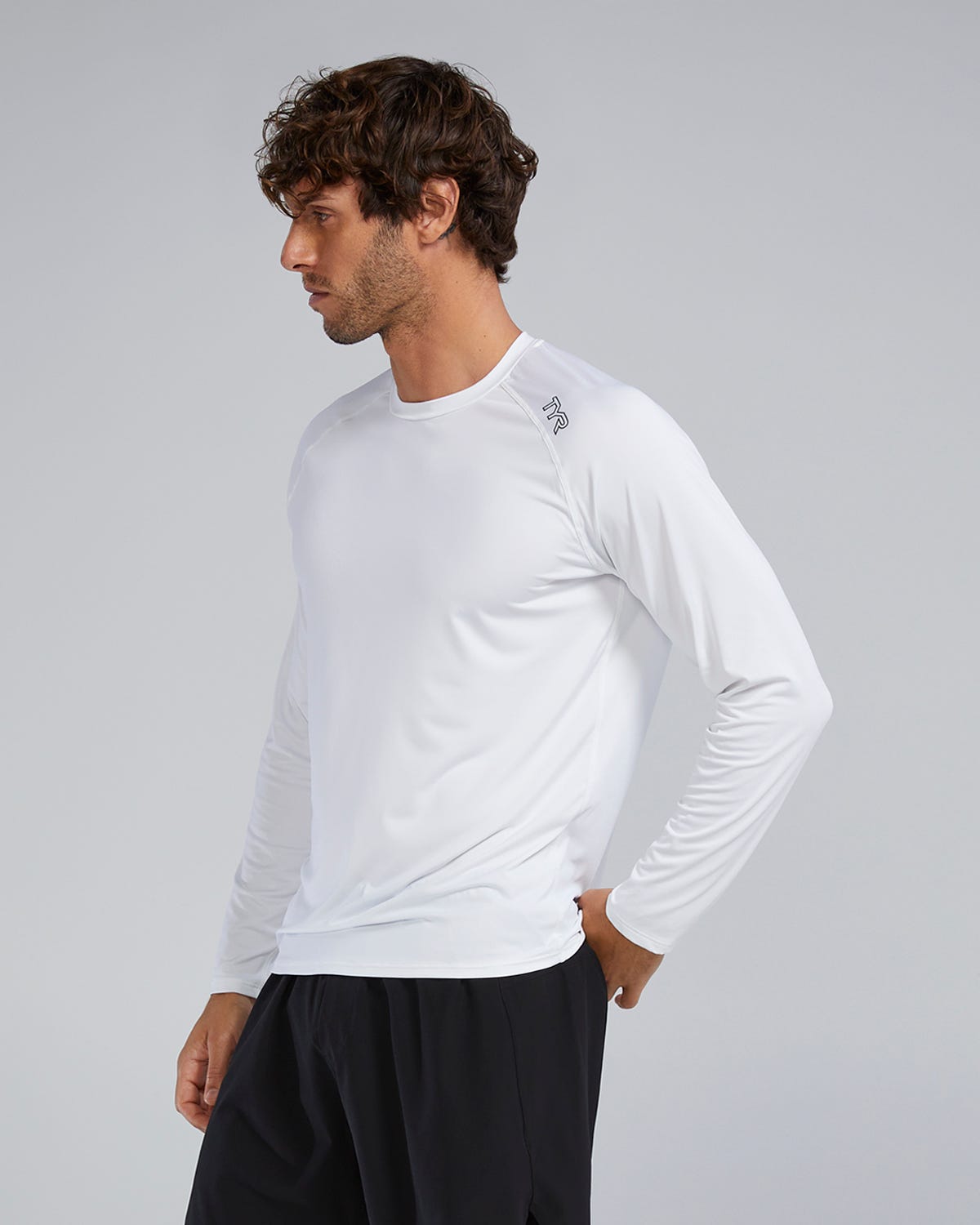  TYR ClimaDry™ Men's Raglan Long Sleeve Tech Tee - Solid / Heather