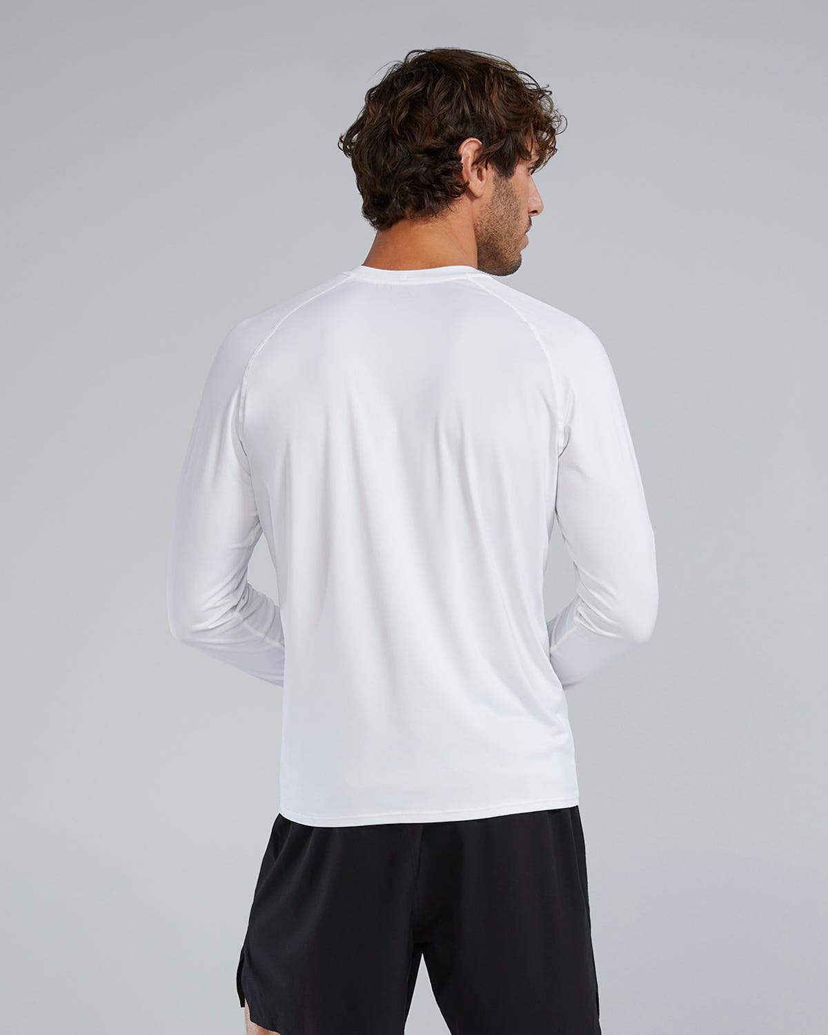  TYR ClimaDry™ Men's Raglan Long Sleeve Tech Tee - Solid / Heather