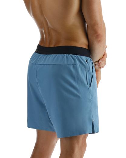  TYR Hydrosphereª Men's Lined 9" Unbroken Big Logo Shorts - Solid