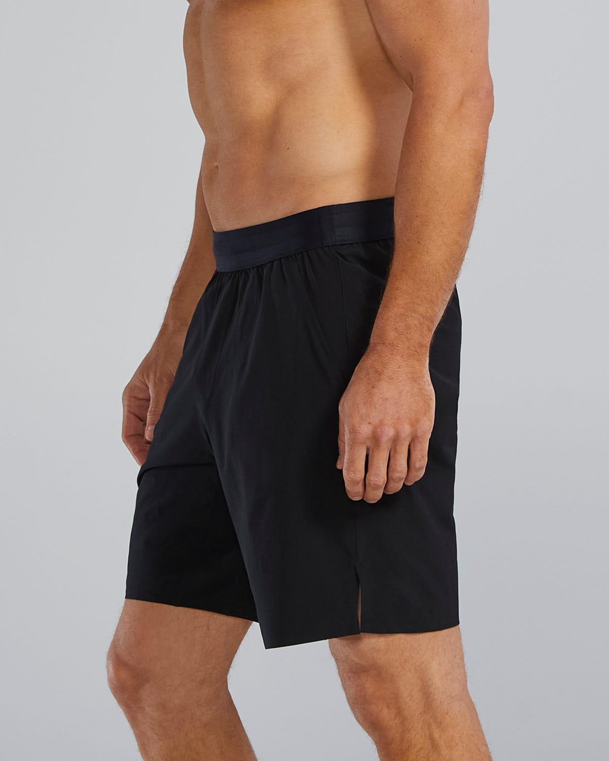  TYR Hydrosphereª Men's Unlined 9" Unbroken Shorts - Solid