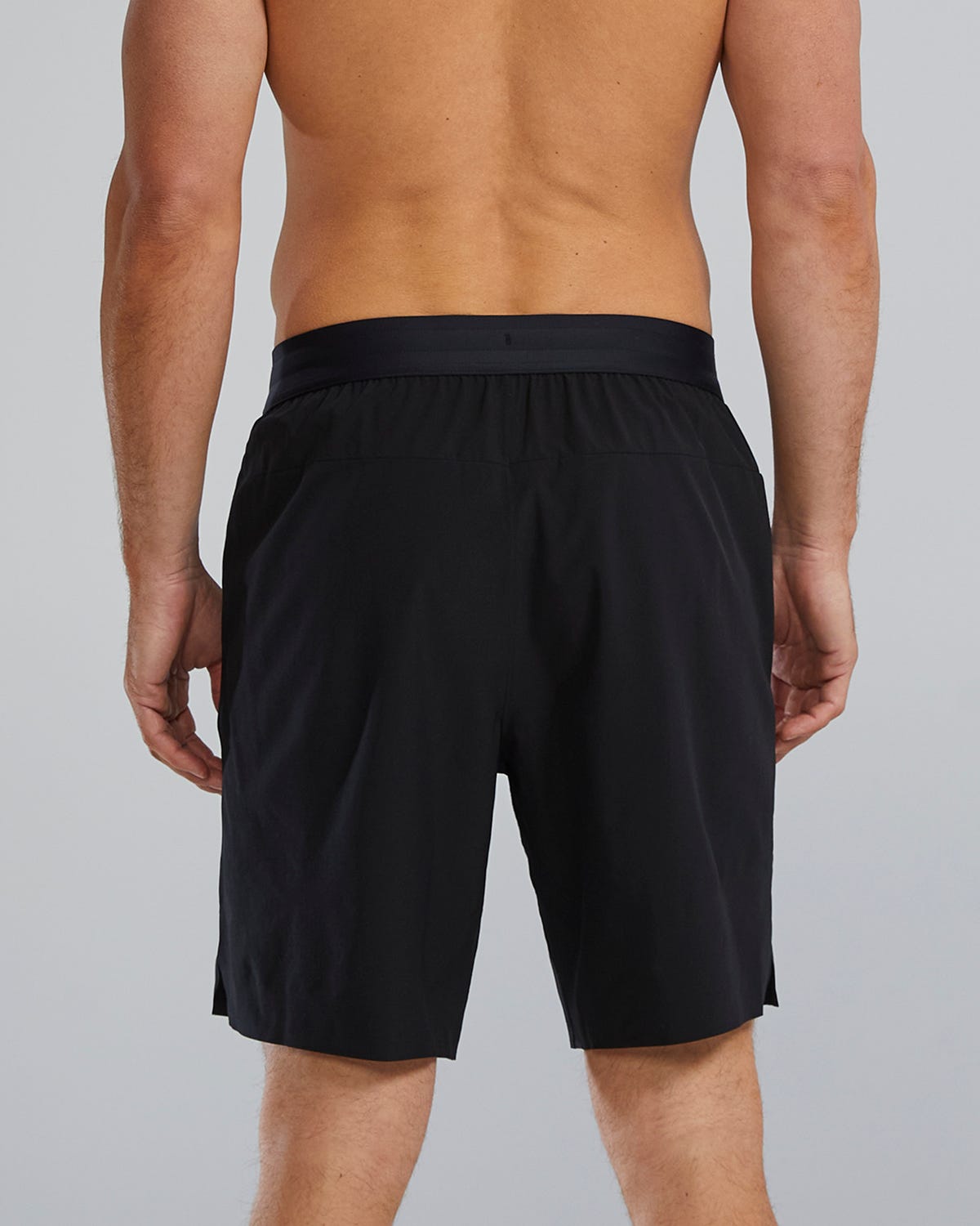  TYR Hydrosphereª Men's Unlined 9" Unbroken Shorts - Solid