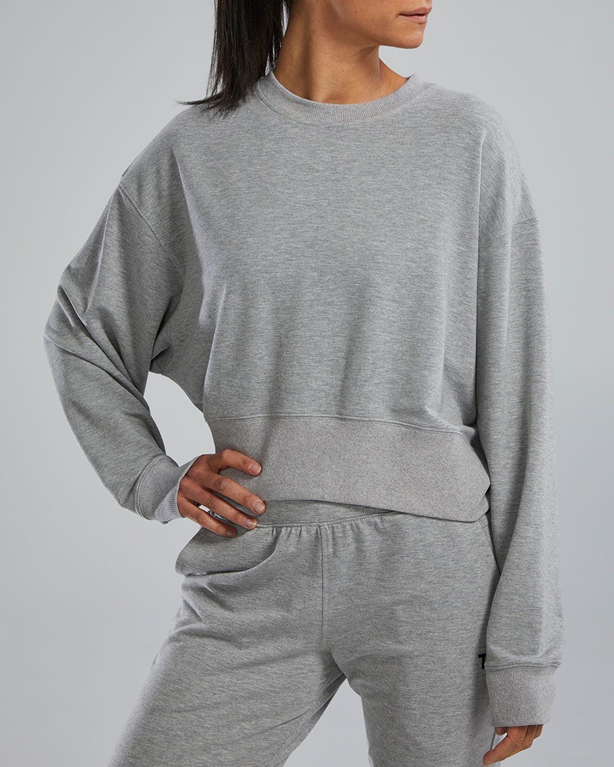  TYR UltraSoft Women's Midweight Terry Cropped Crew