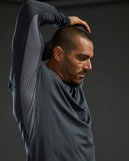  TYR SunDefense™ Men's Vented Long Sleeve Crew Shirt - Solid