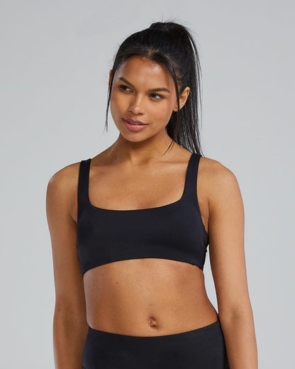  TYR Women's Nia Scoop Neck Top - Solid